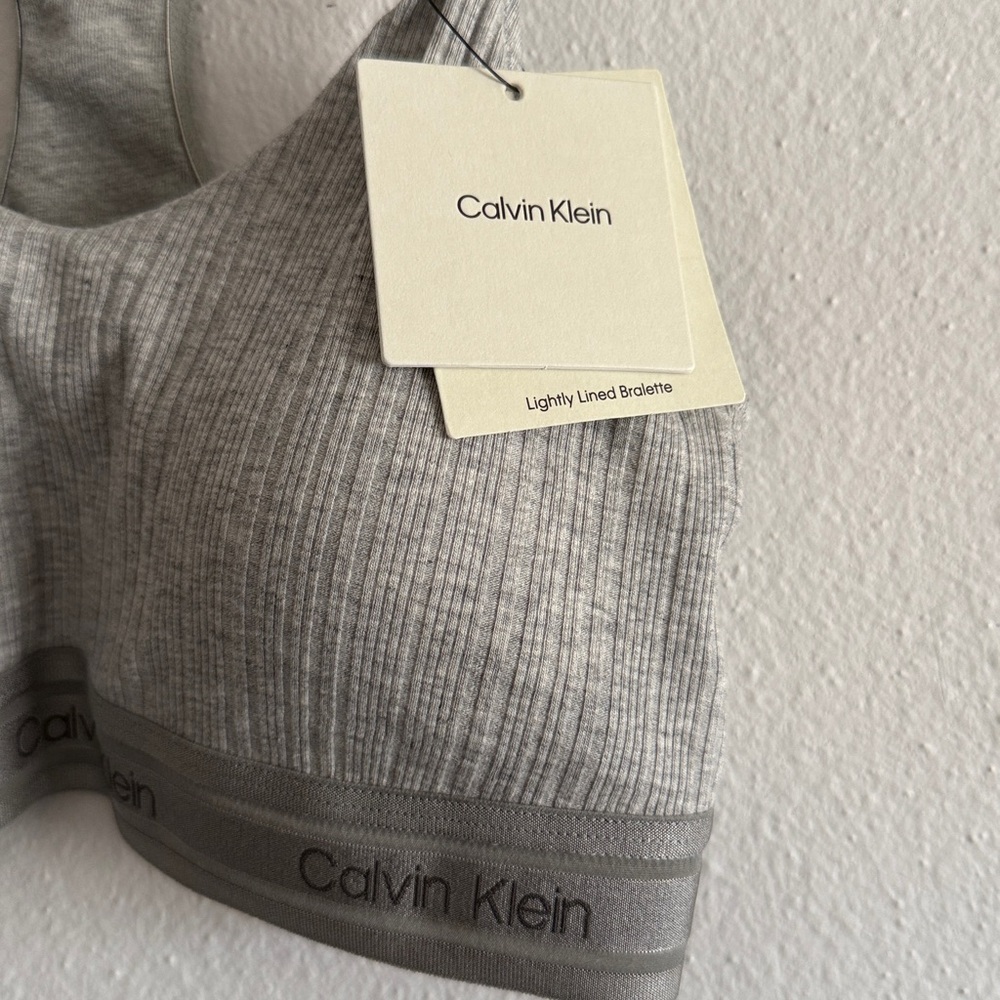 ▪️ Calvin Klein • Padded & Ribbed Bralette - Soft Gray • Juniors Medium - Picture 3 of 10